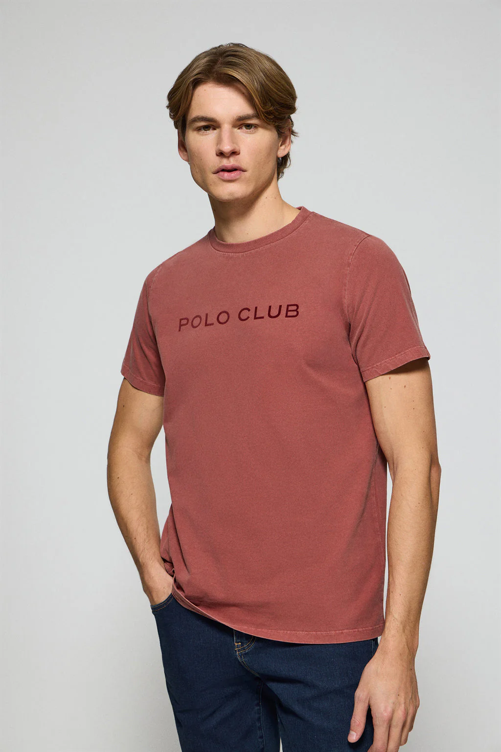 Camiseta Apolo garment dyed roja con logo Polo Club aterciopelado - Image 2