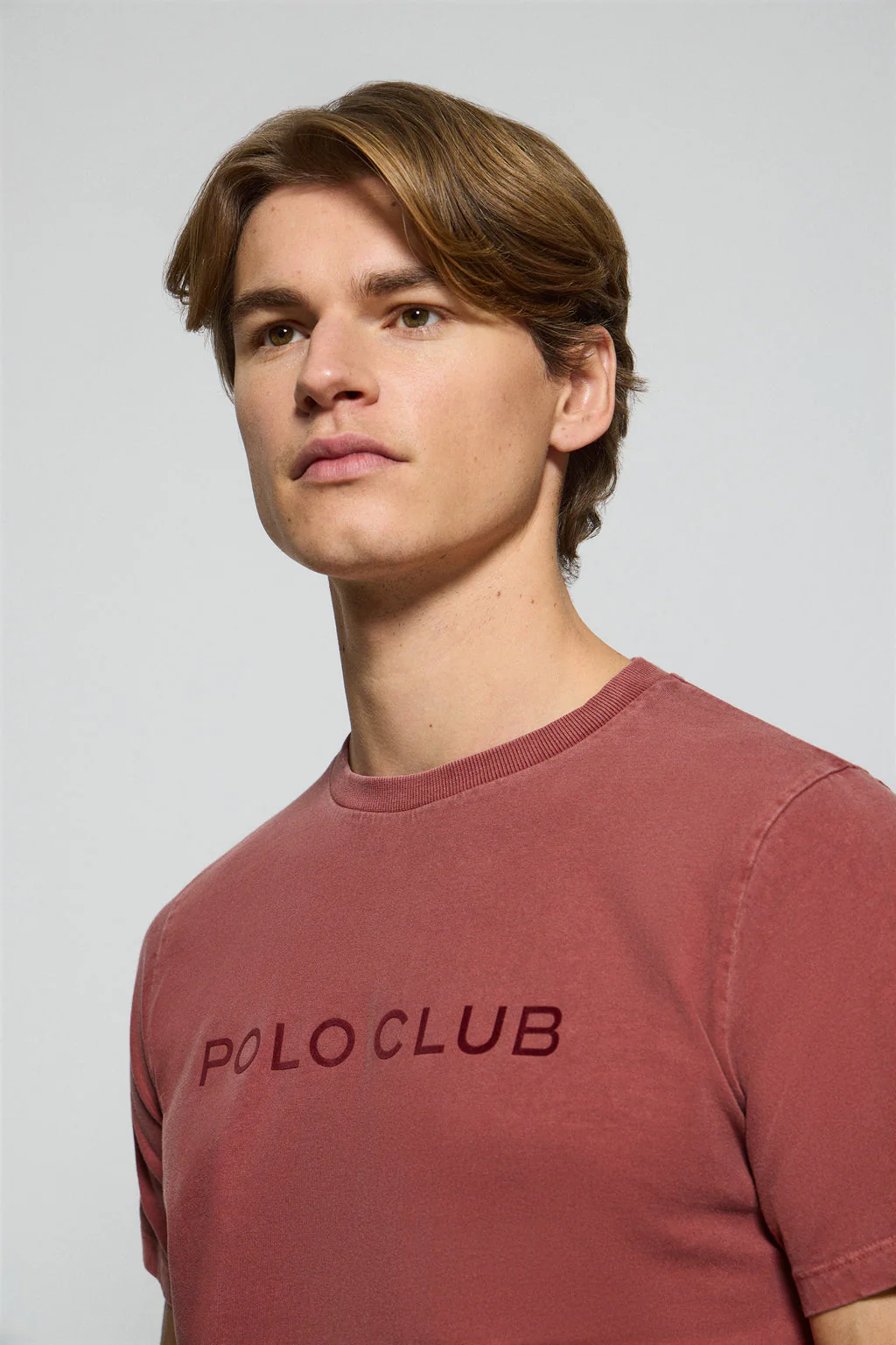 Camiseta Apolo garment dyed roja con logo Polo Club aterciopelado - Image 3