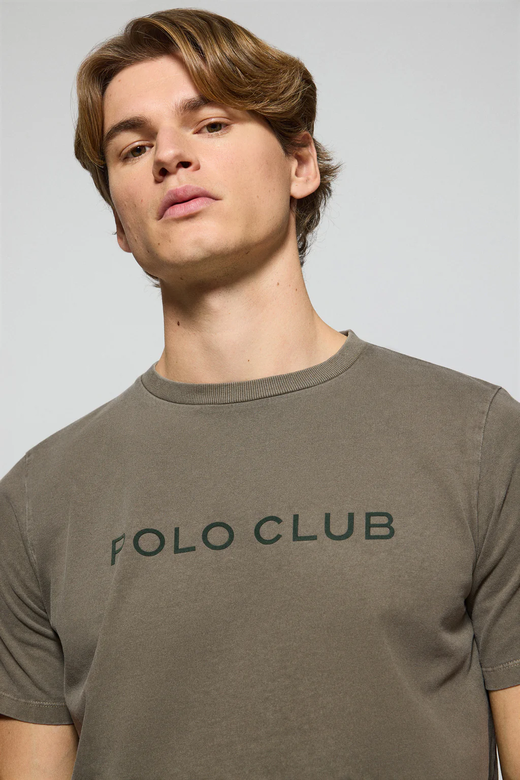 Camiseta Apolo garment dyed verde militar con logo Polo Club aterciopelado - Image 3