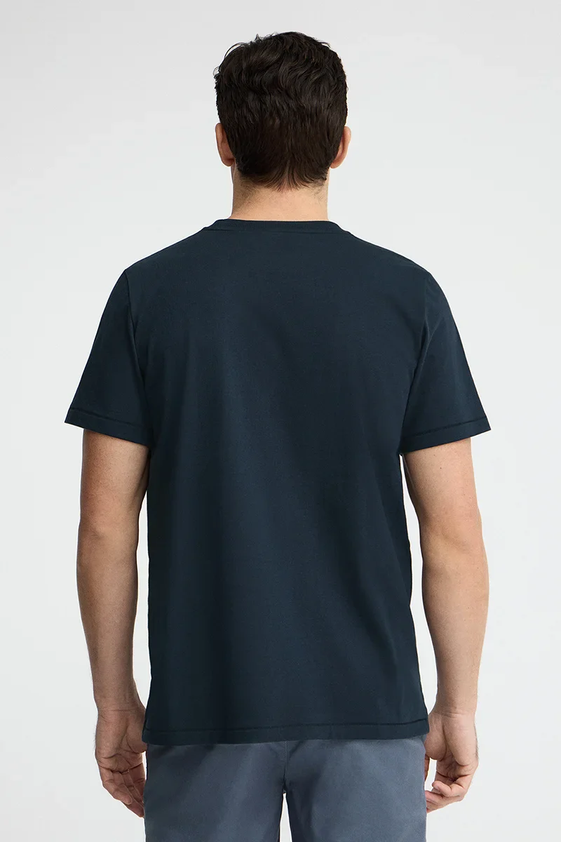Camiseta azul marino de manga corta con logo engomado Rigby Go - Image 5