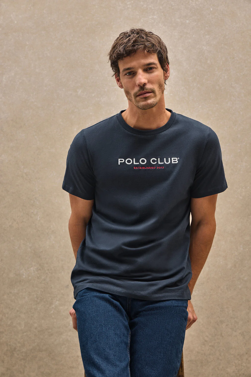 Camiseta azul marino con logo Established 2012 Polo Club