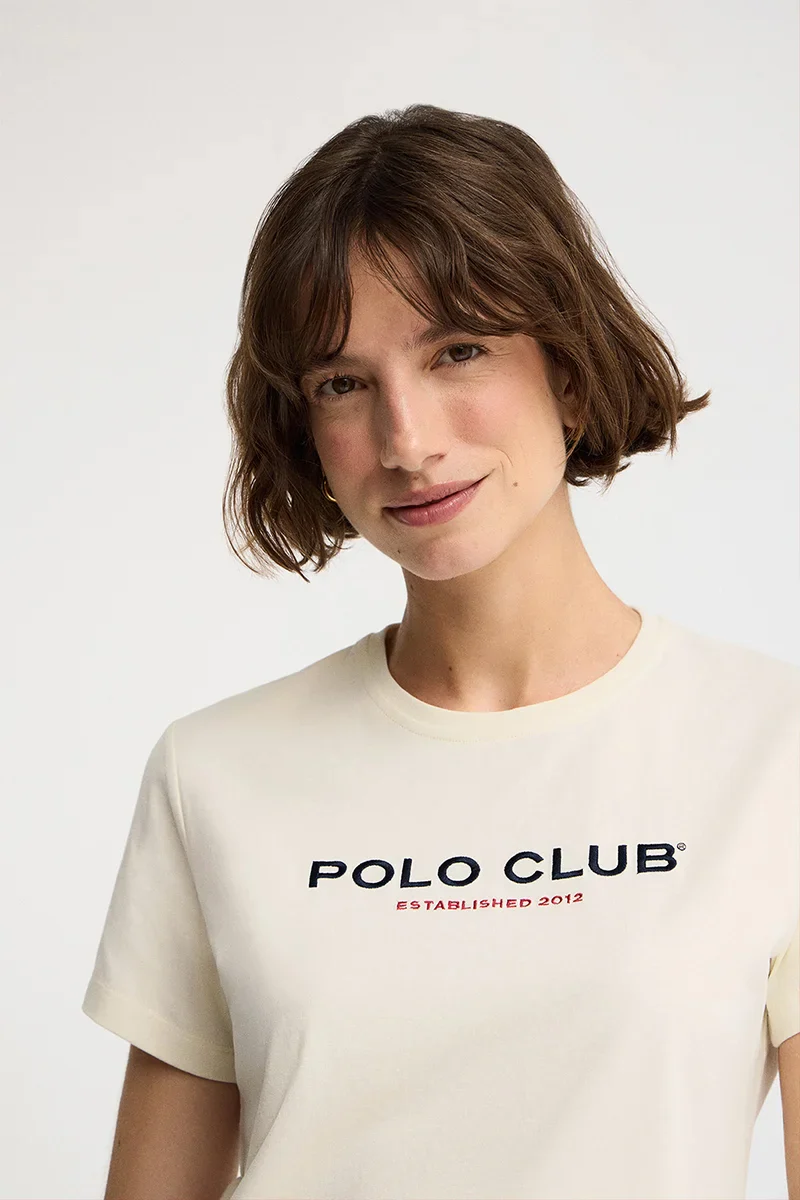 Camiseta color crudo de corte slim con bordado Established 2012 Polo Club