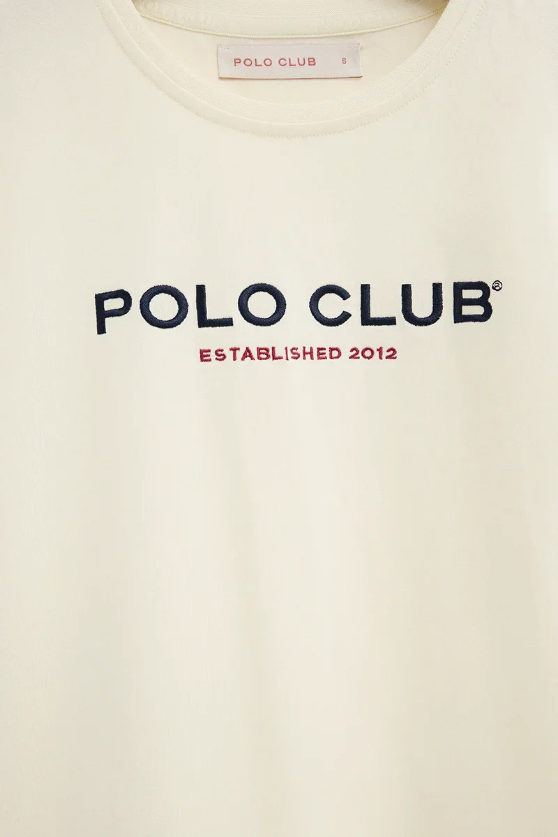 Camiseta color crudo de corte slim con bordado Established 2012 Polo Club - Image 7