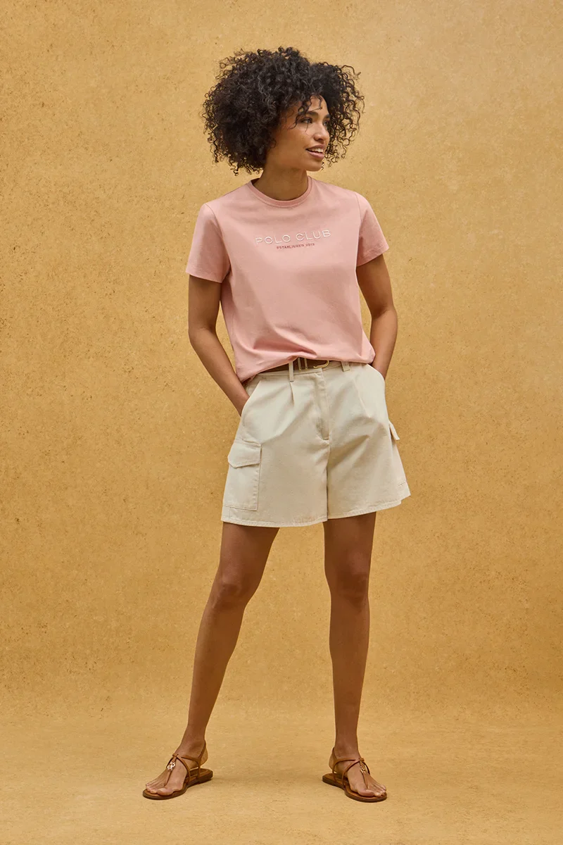 Camiseta rosa palo de corte slim con bordado Established 2012 Polo Club