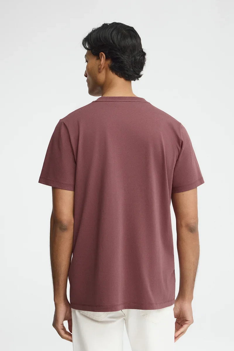 Camiseta rosa vino de manga corta con bordado Established 2012 Polo Club - Image 5