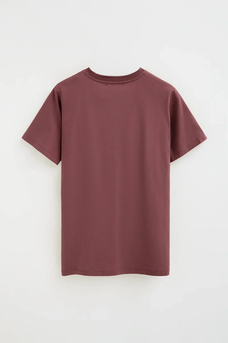 Camiseta rosa vino de manga corta con bordado Established 2012 Polo Club - Image 8