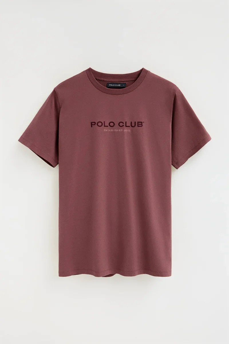 Camiseta rosa vino de manga corta con bordado Established 2012 Polo Club - Image 9