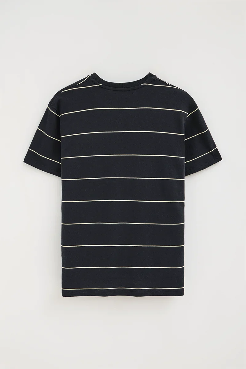 Camiseta de rayas azul marino y amarillo claro con parche Polo Club - Image 9
