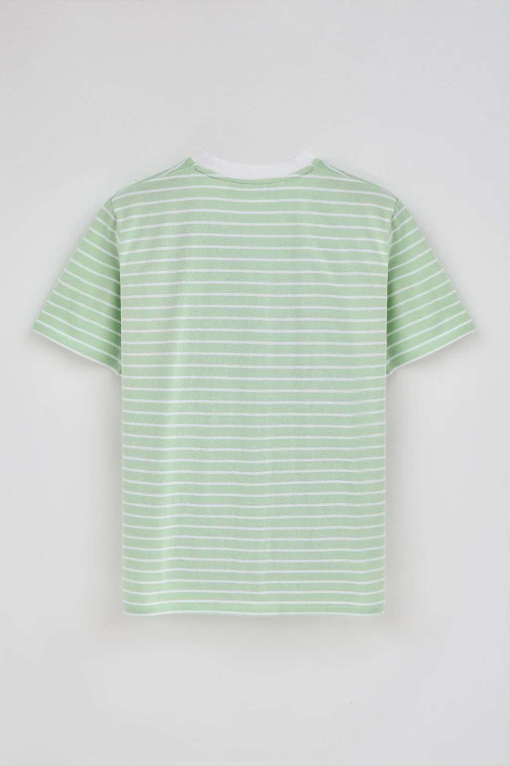 Camiseta de rayas color menta y beige con monograma bordado - Image 10