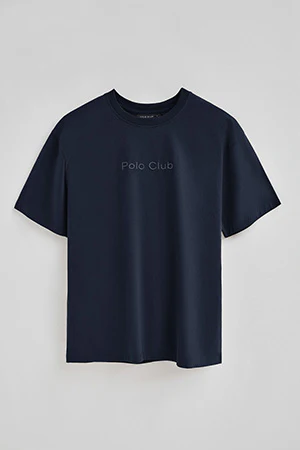 Camiseta azul marino de manga corta y logo engomado Polo Club - Image 9