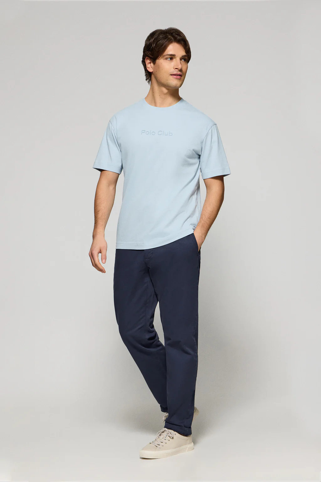 Camiseta azul claro de manga corta y cuello redondo con logotipo Polo Club - Image 5