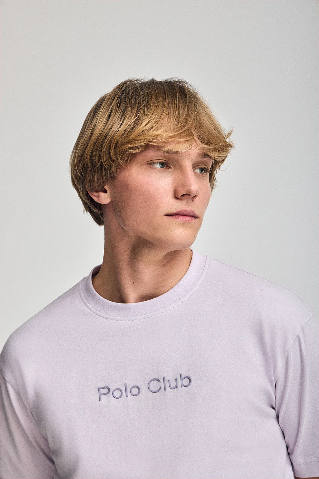 Camiseta color lavanda de manga corta y cuello redondo con logotipo Polo Club - Image 3