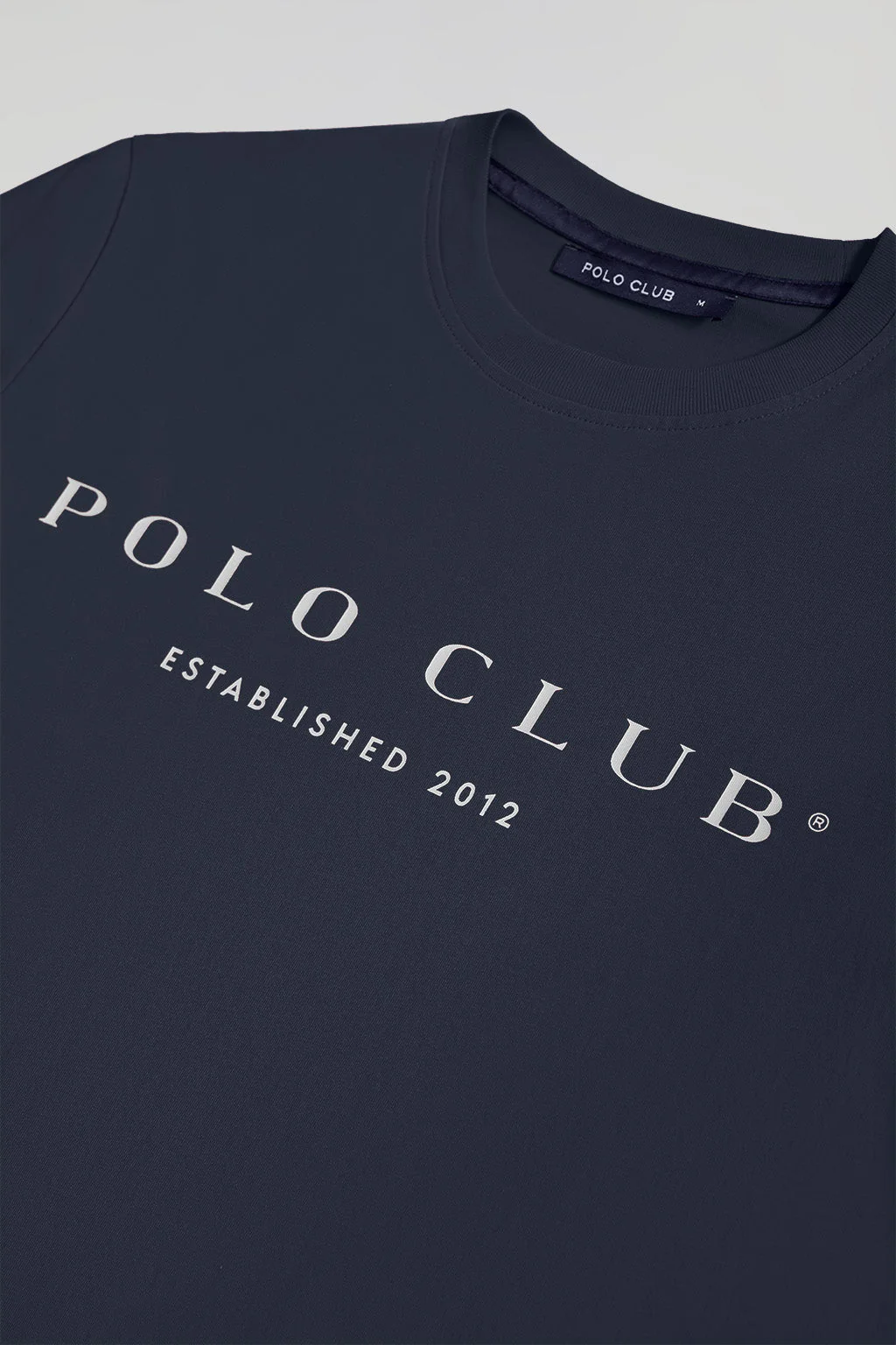 Camiseta básica azul marino con print icónico Polo Club - Image 7