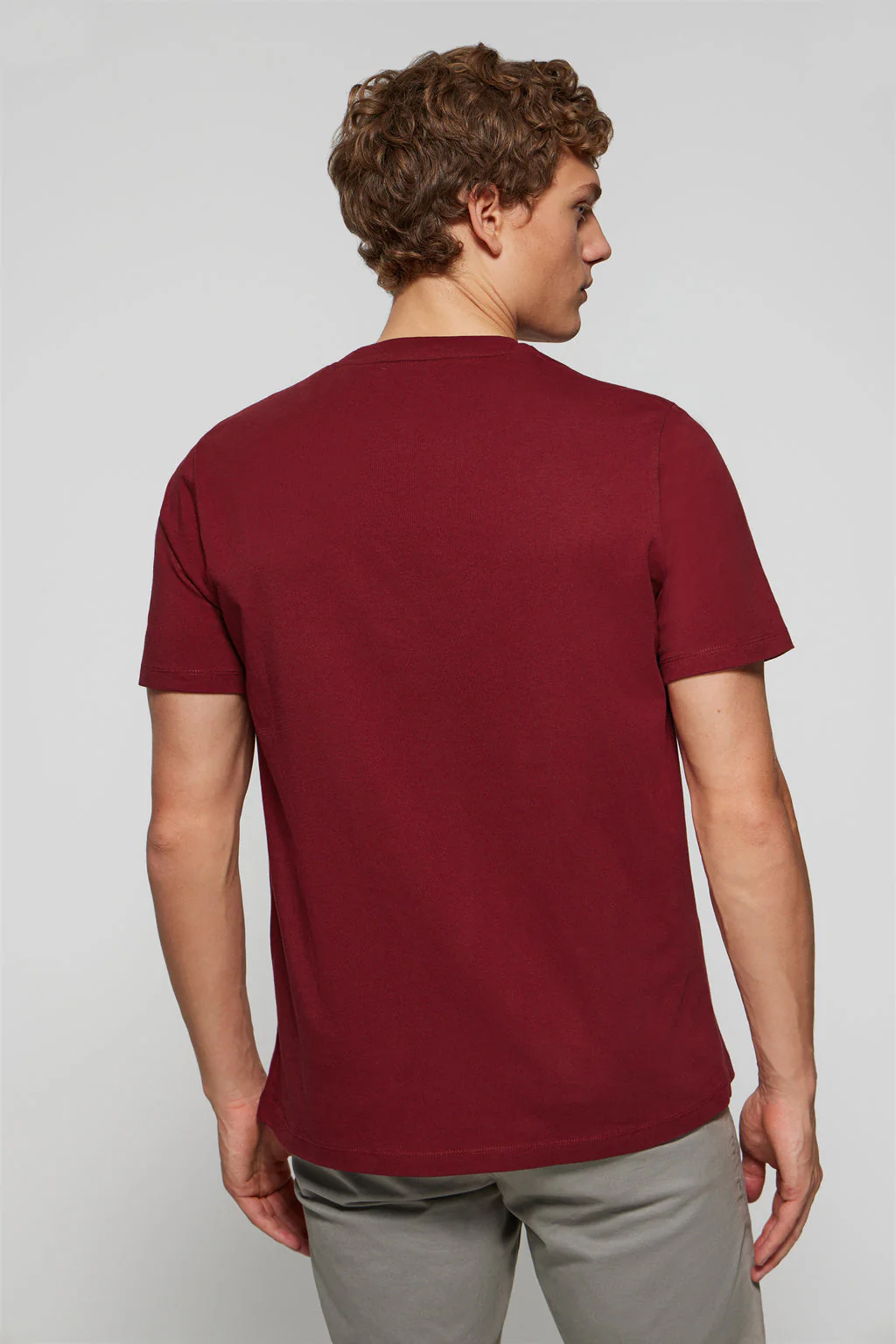 Camiseta básica granate con print icónico Polo Club - Image 4