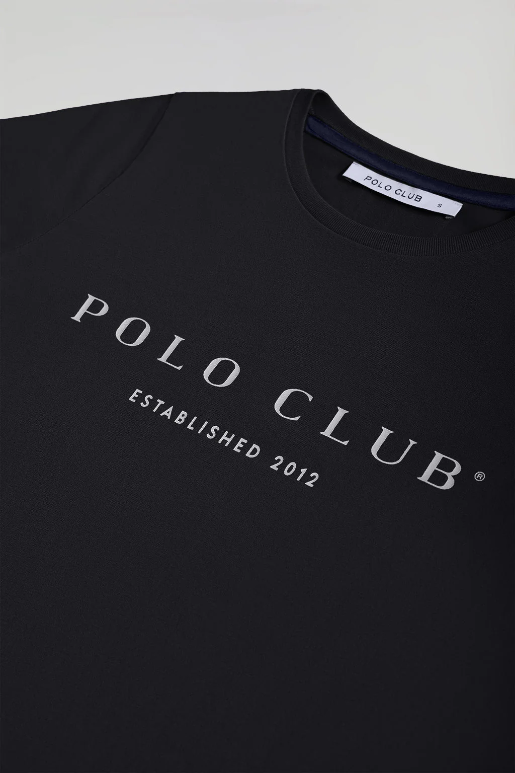 Camiseta negra con print icónico Polo Club - Image 7