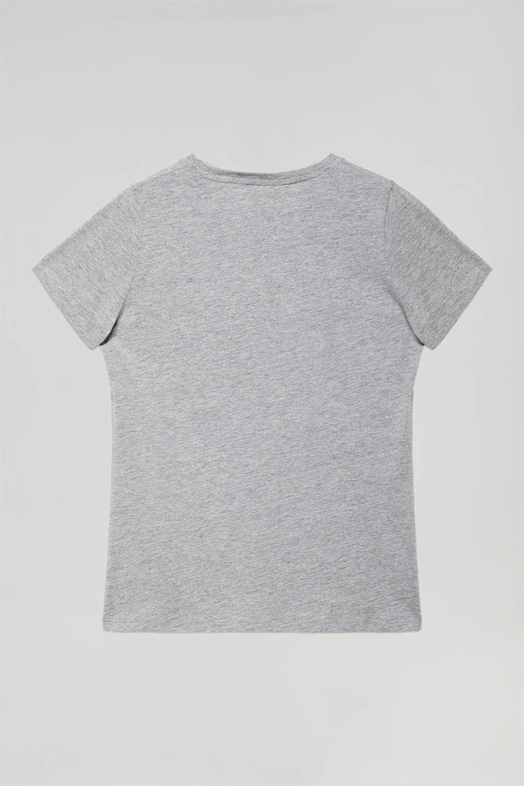 Camiseta básica gris vigoré con print icónico en el pecho - Image 8