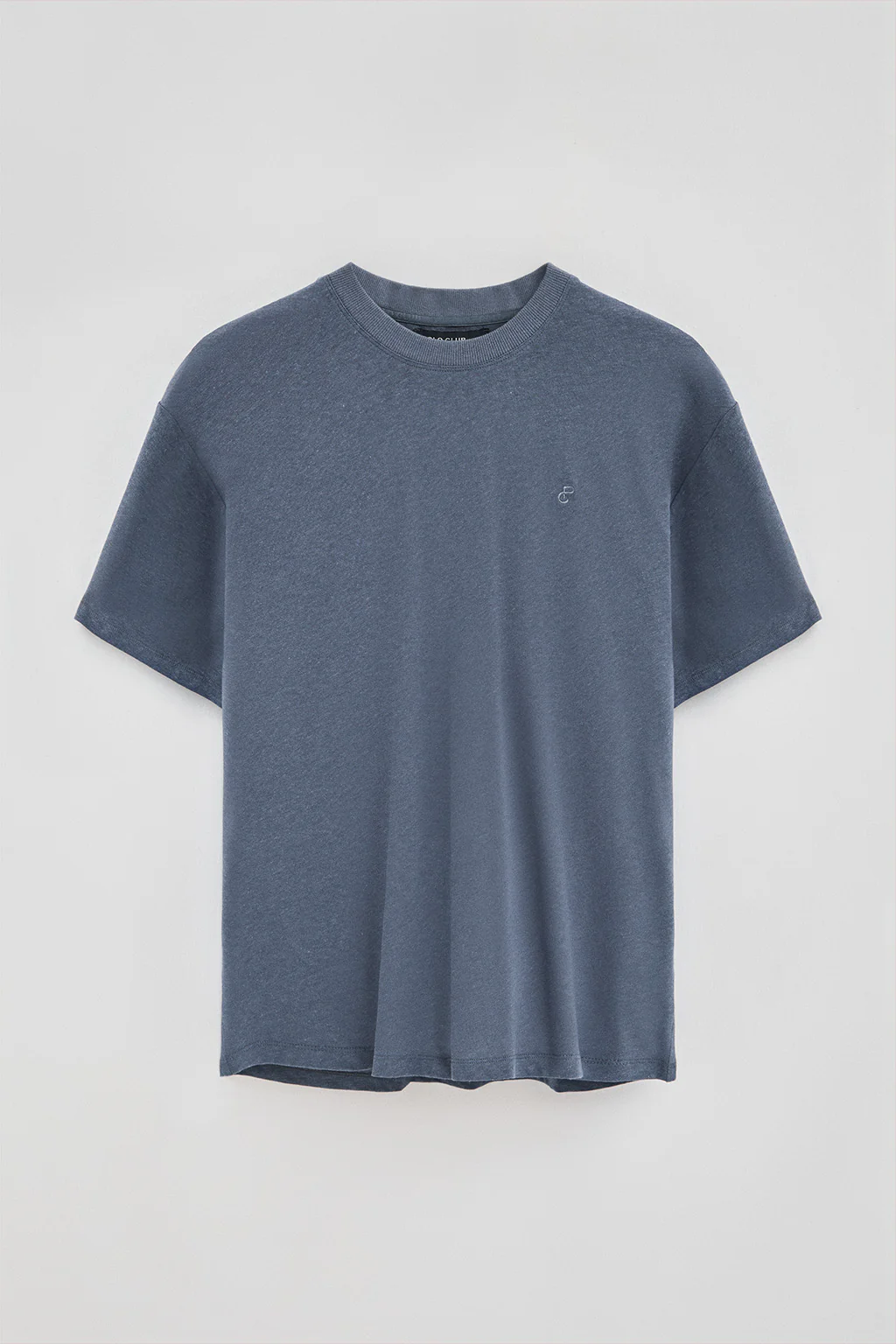 Camiseta azul denim en lino y algodón de cuello redondo y monograma bordado - Image 8