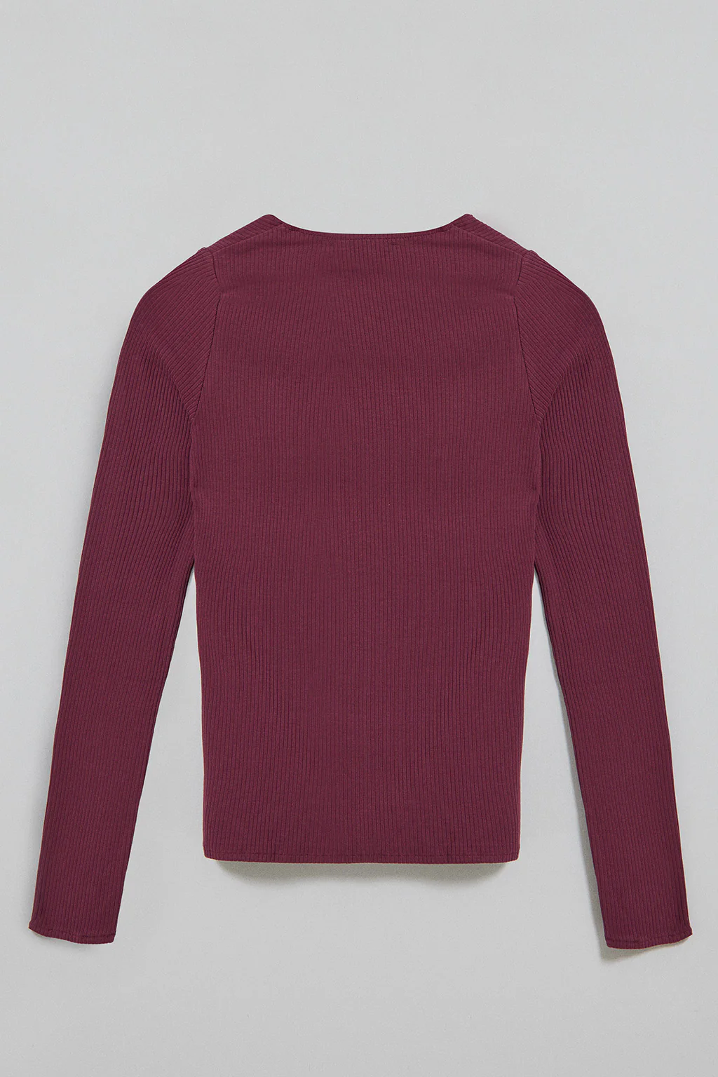 Camiseta color ciruela Penelope con detalle de botón nacarado Polo Club - Image 8