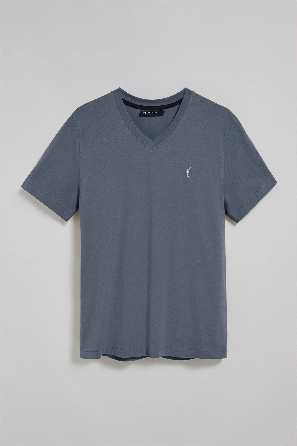 Camiseta azul denim con cuello de pico y logo bordado Rigby Go - Image 4