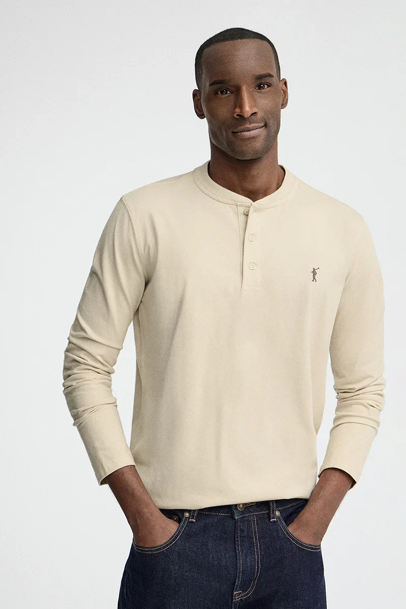 Camiseta beige de cuello panadero con bordado Rigby Go
