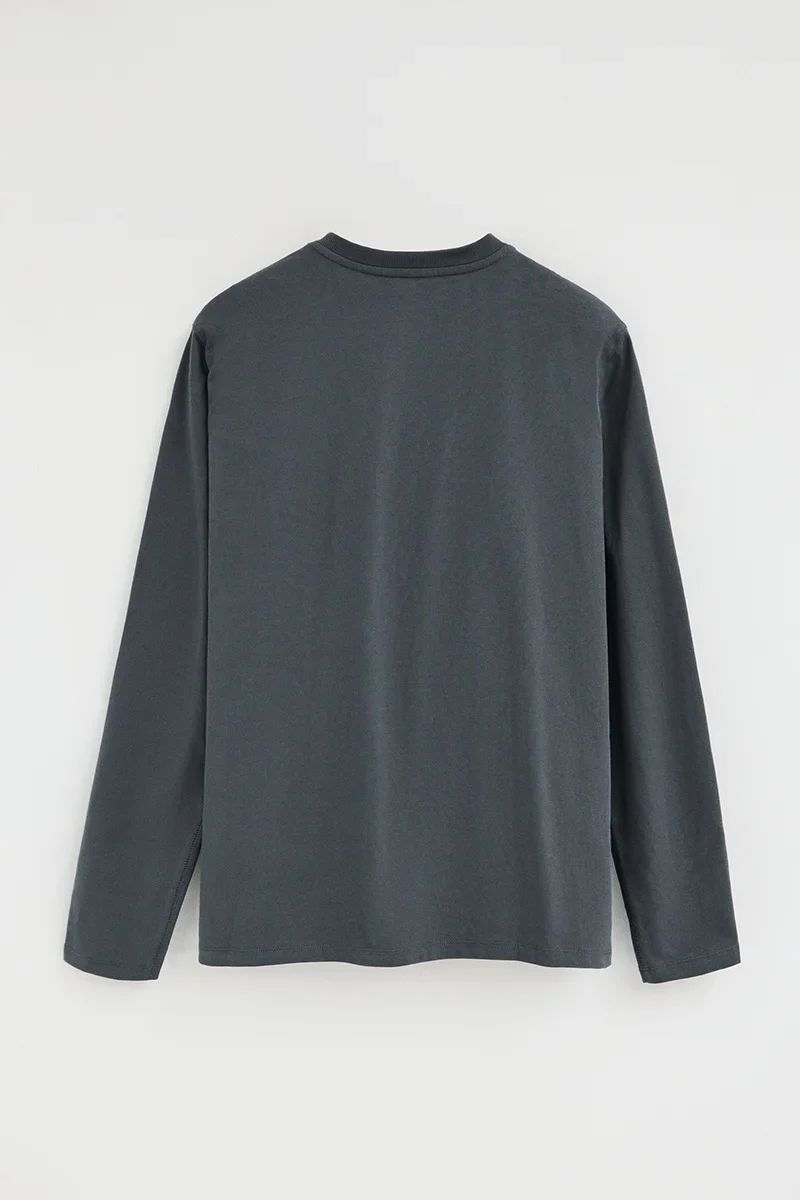 Camiseta gris piedra de cuello panadero con bordado Rigby Go - Image 8