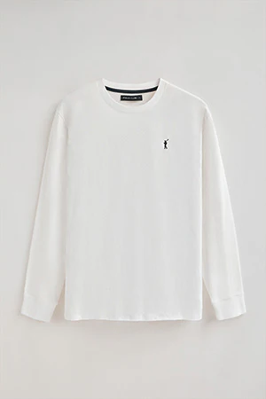 Camiseta blanca de manga larga y logo bordado Rigby Go - Image 8