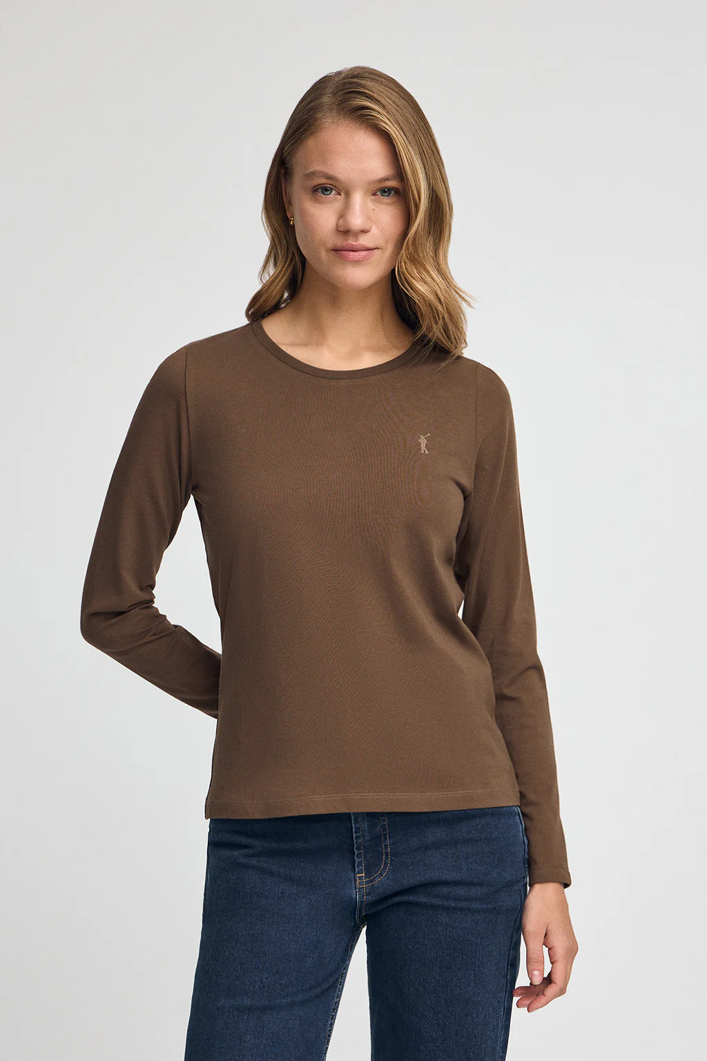 Camiseta marrón oscuro de manga larga y cuello redondo con logo Rigby Go Gold
