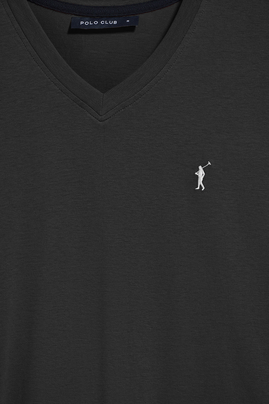 Camiseta negra con cuello de pico y logo bordado Rigby Go - Image 6