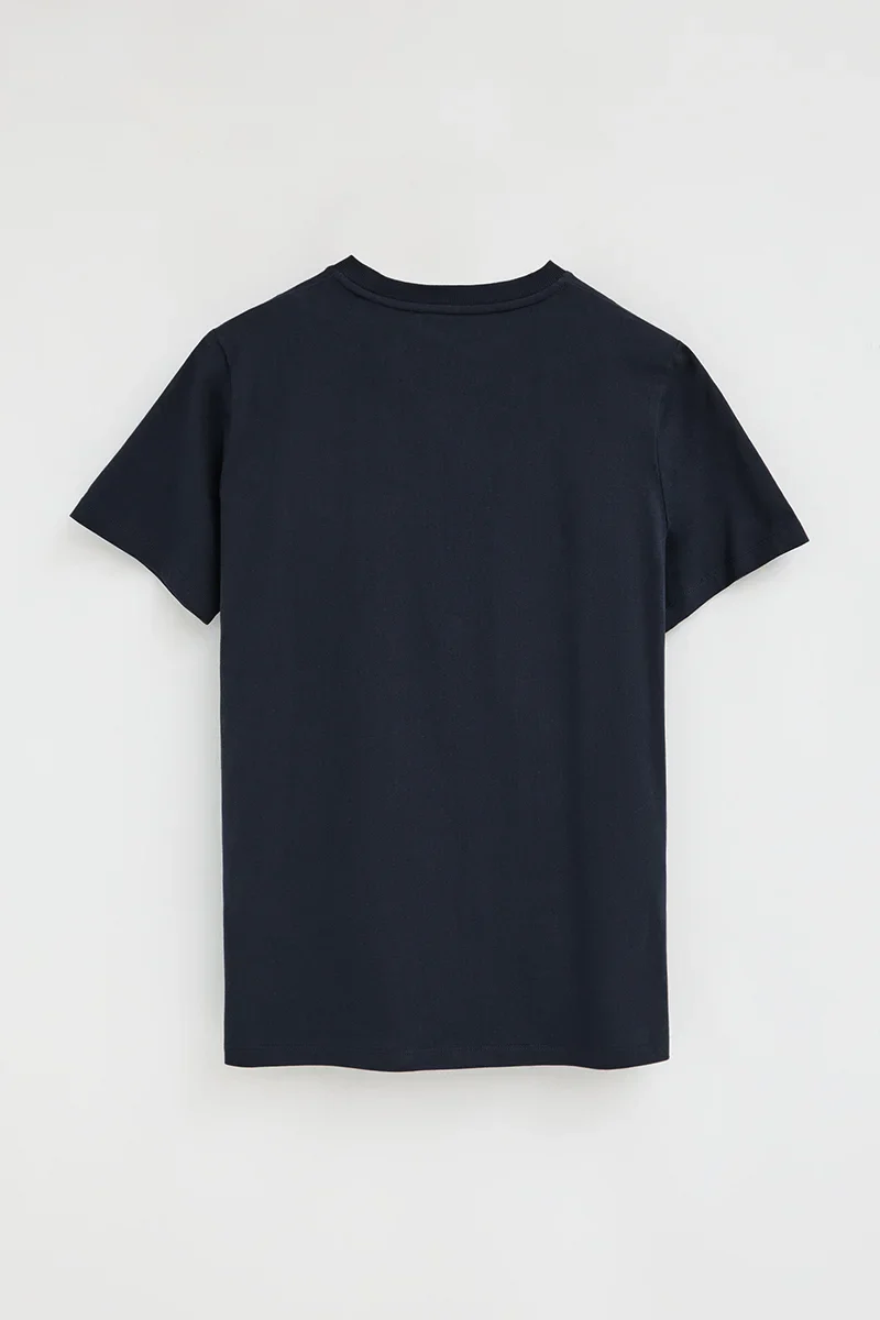 Camiseta azul marino con bolsillo y logo Rigby Go - Image 8