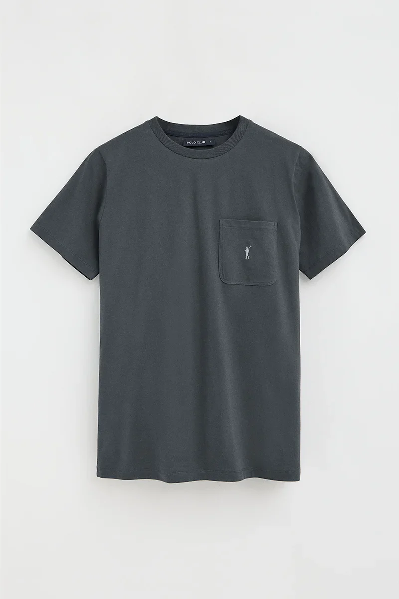 Camiseta gris piedra con bolsillo y logo Rigby Go - Image 10