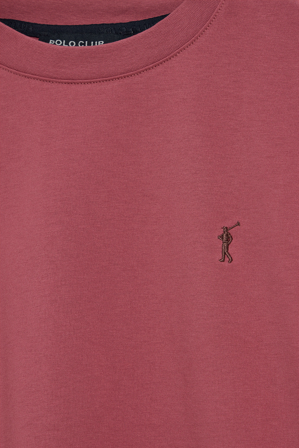 Camiseta color rosa vino con cuello redondo y logo bordado Rigby Go - Image 6