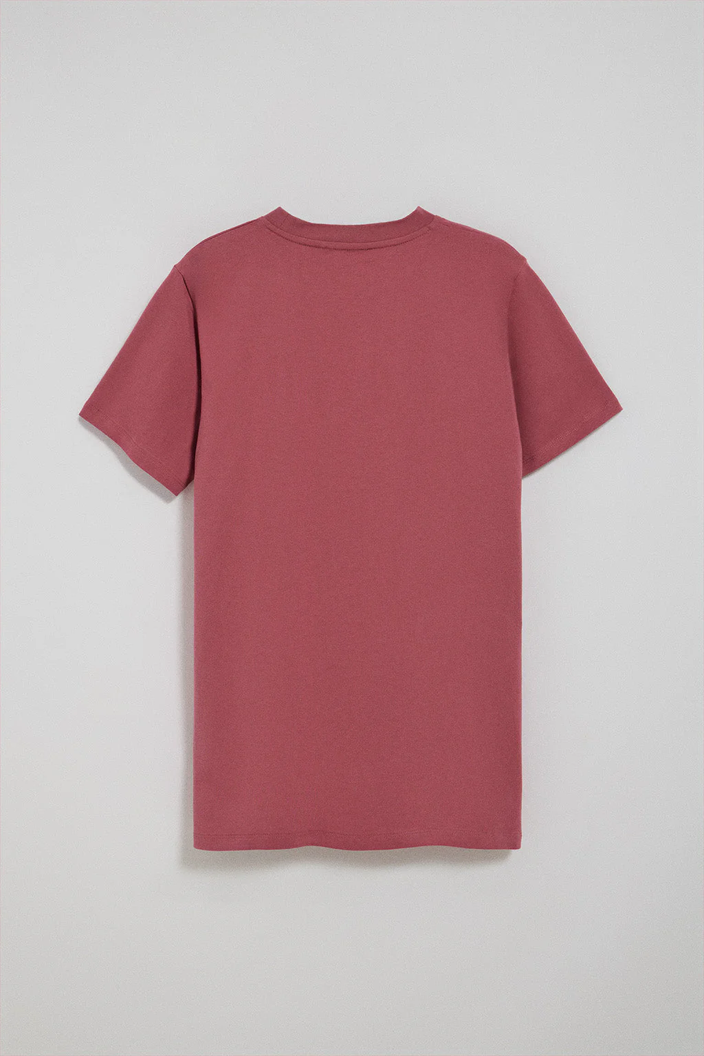 Camiseta color rosa vino con cuello redondo y logo bordado Rigby Go - Image 7