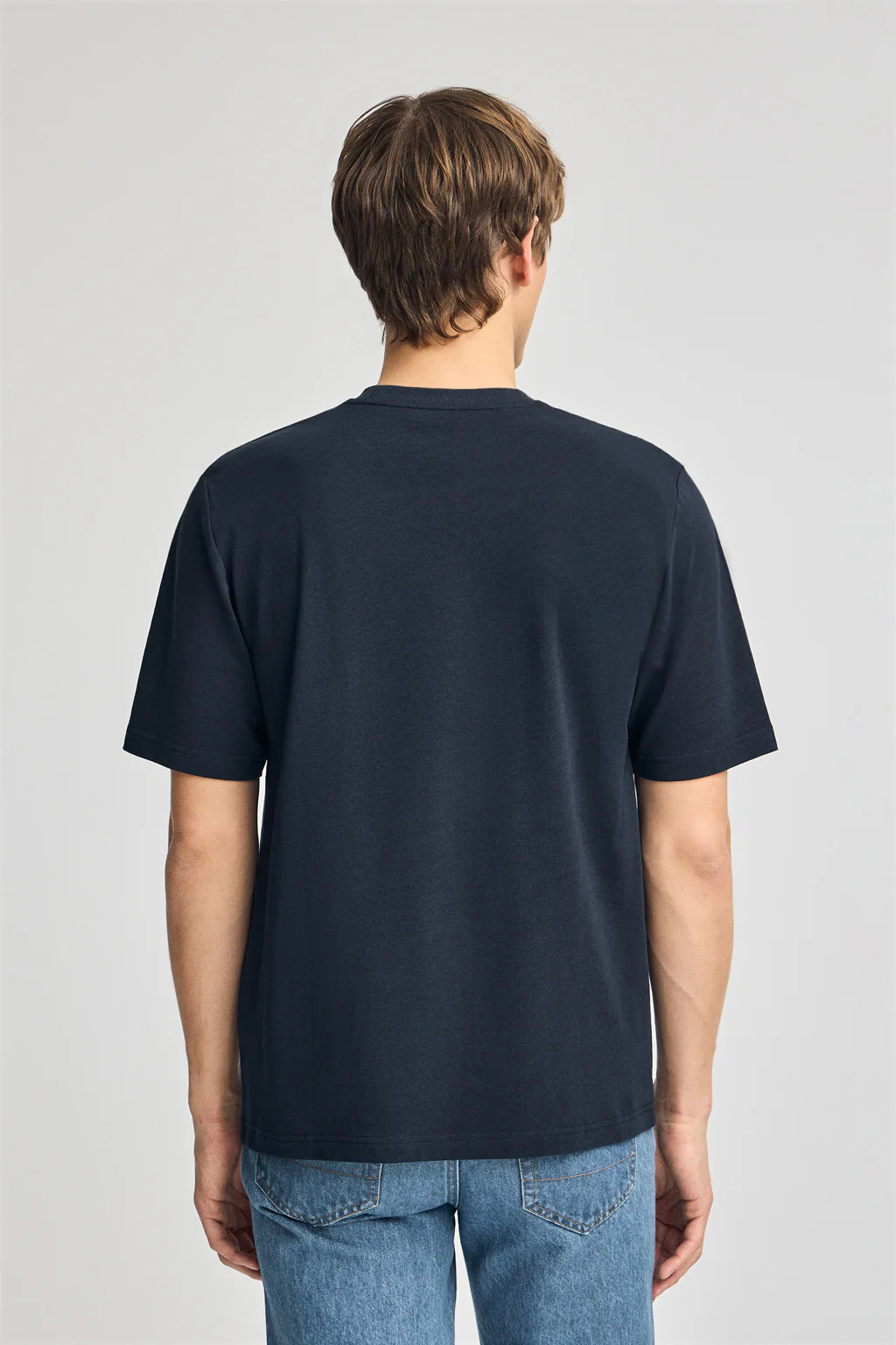 Camiseta azul marino de algodón y lino con bordado Rigby Go - Image 4