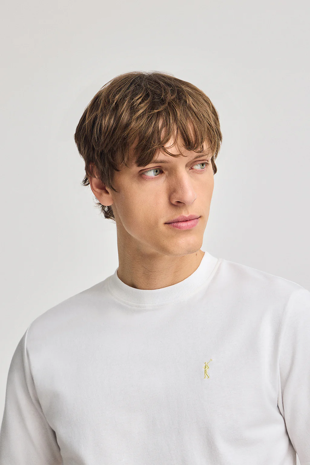 Camiseta blanca de algodón y lino con bordado Rigby Go - Image 3