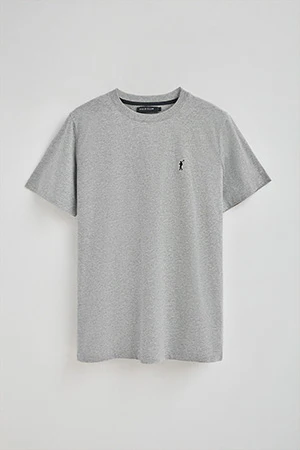 Camiseta gris vigoré con cuello redondo y bordado Rigby Go - Image 9