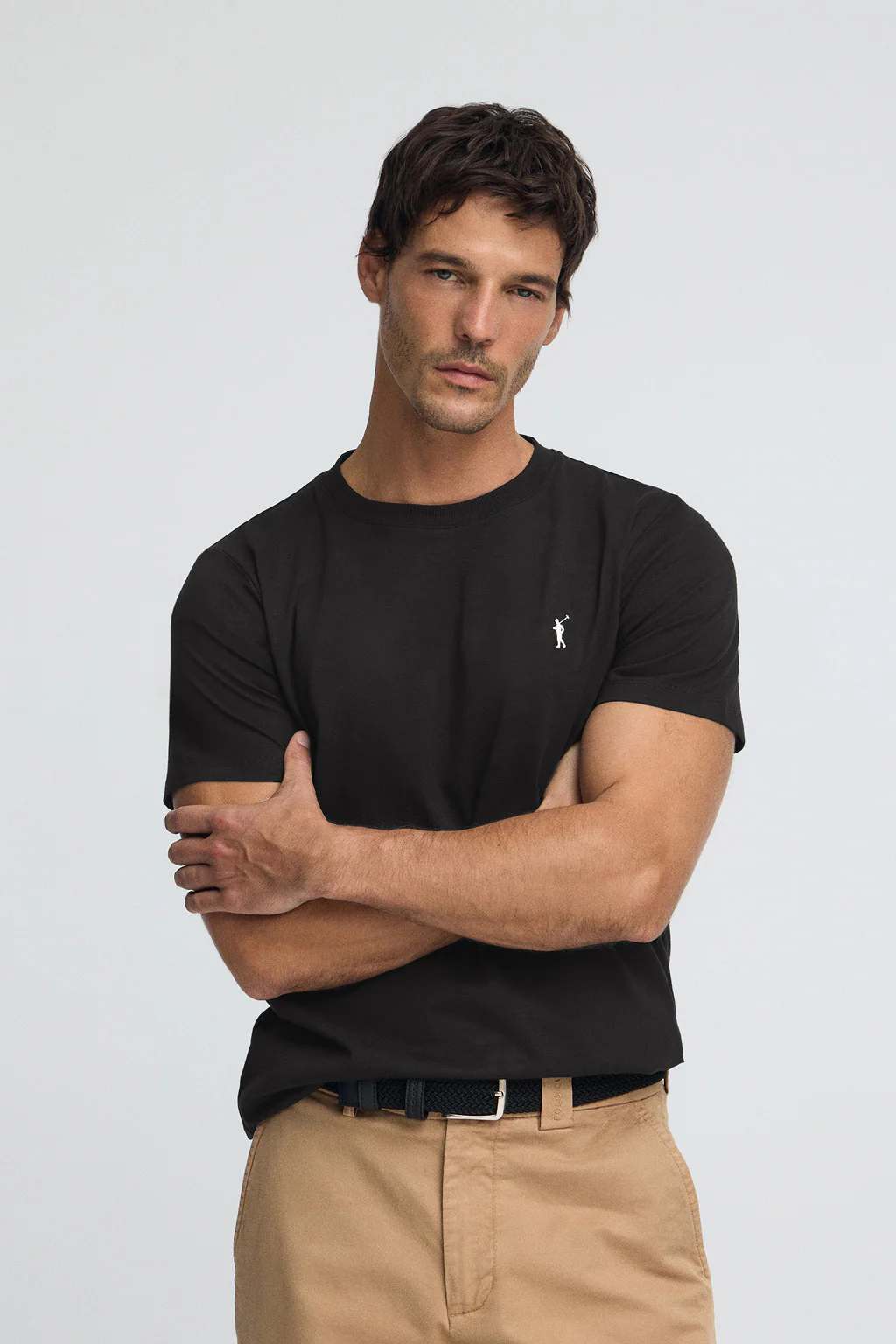 Camiseta negra con cuello redondo y bordado Rigby Go
