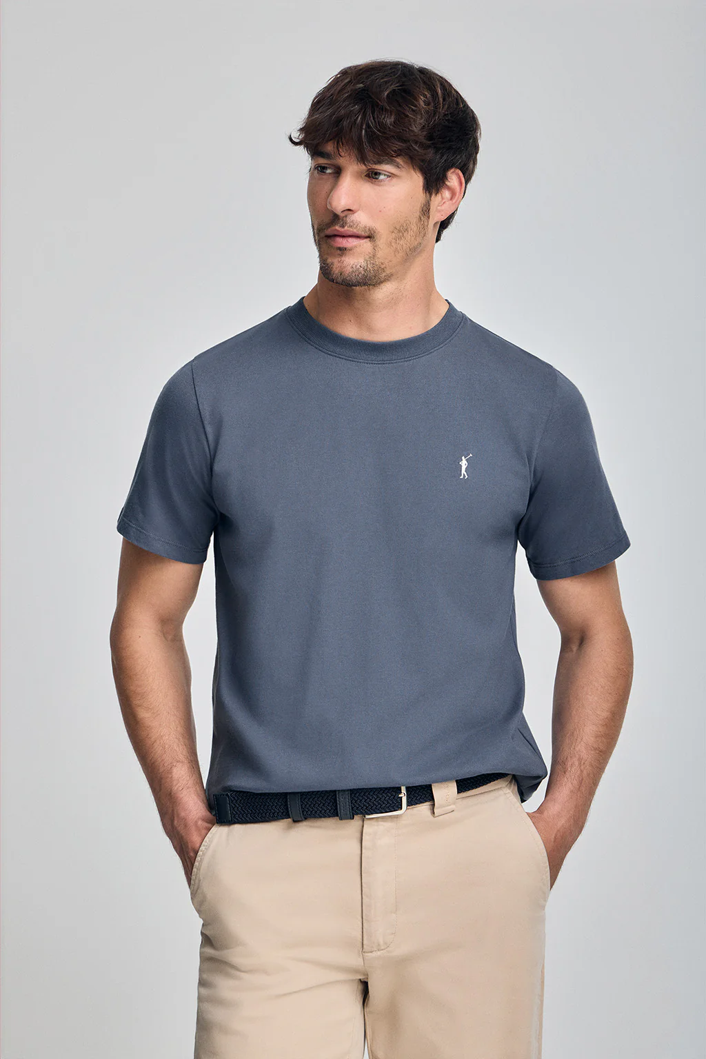 Camiseta azul denim con cuello redondo y bordado Rigby Go