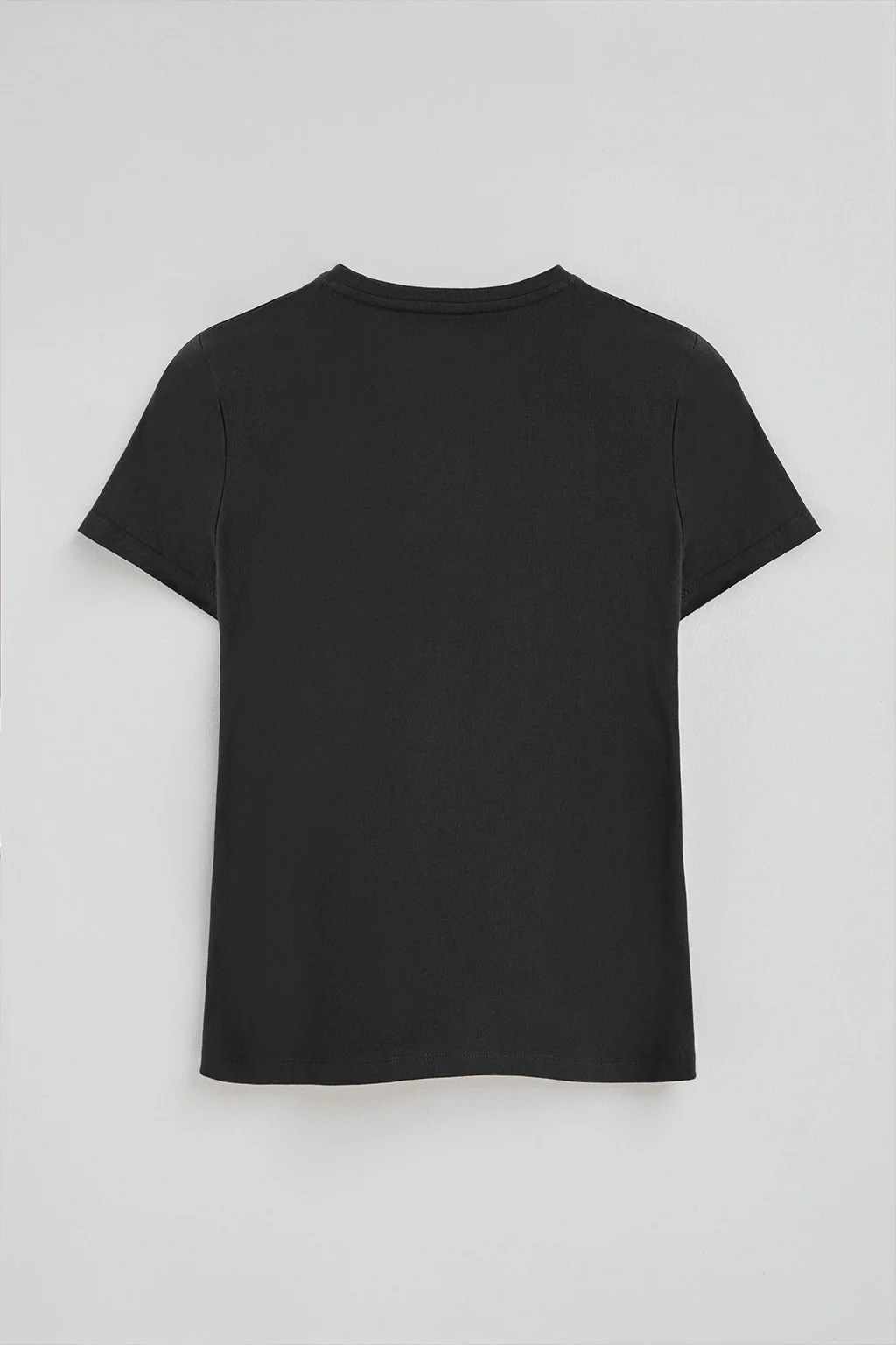 Camiseta negra de manga corta con bordado Rigby Go - Image 7