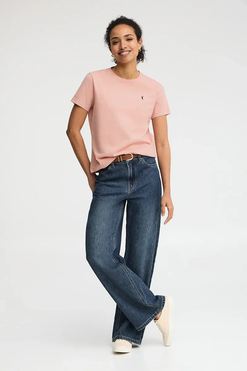 Camiseta rosa palo de manga corta y cuello redondo con bordado Rigby Go - Image 3