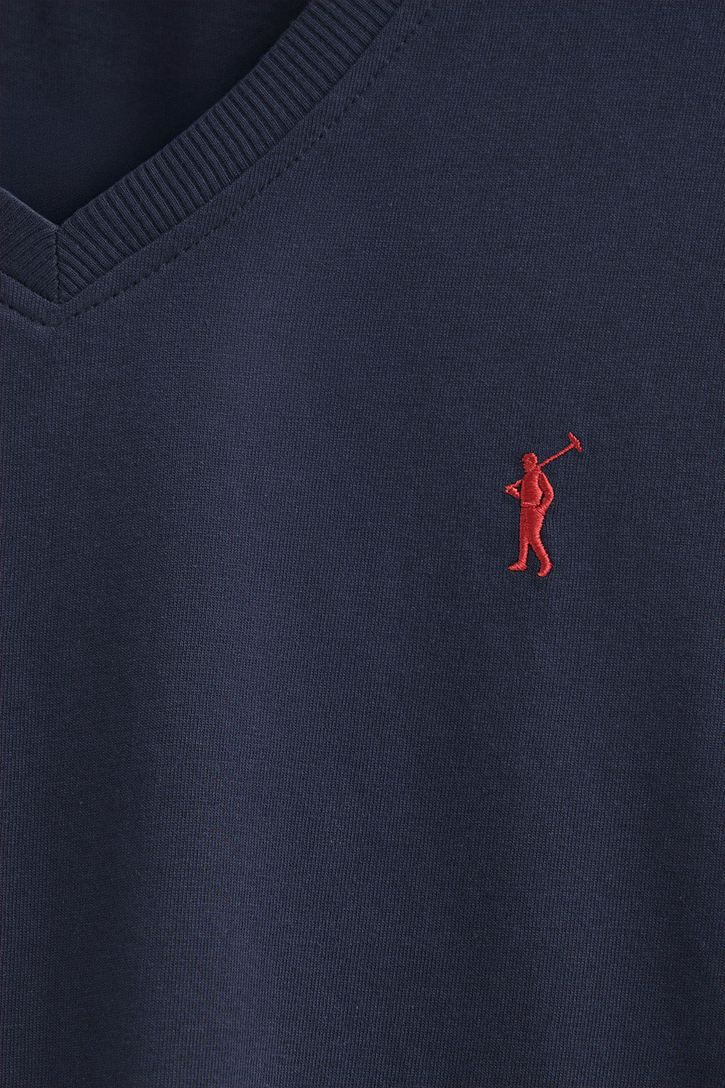 Camiseta azul marino con cuello pico y bordado Rigby Go - Image 6