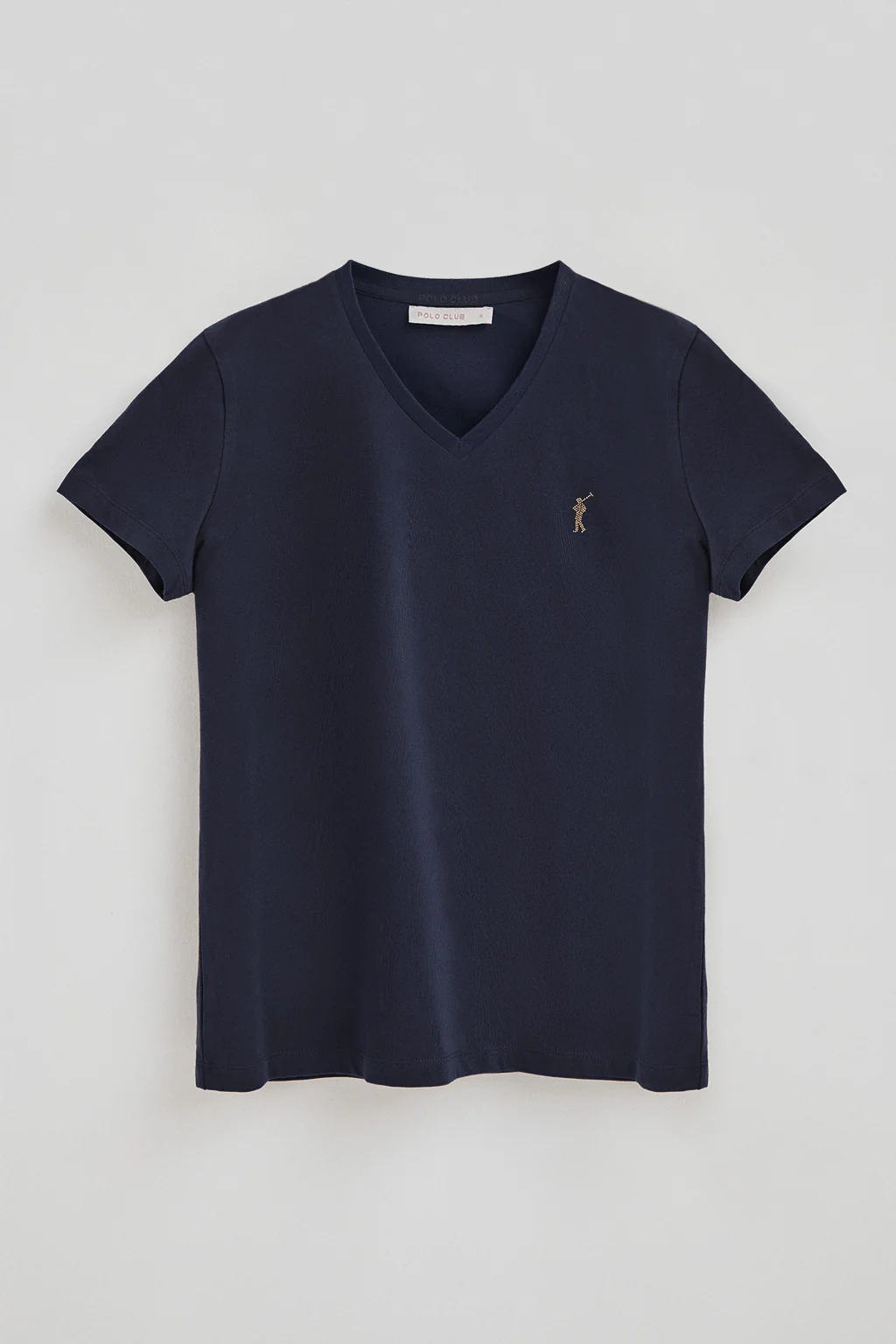 Camiseta azul marino con cuello de pico y logo Rigby Go Gold - Image 5