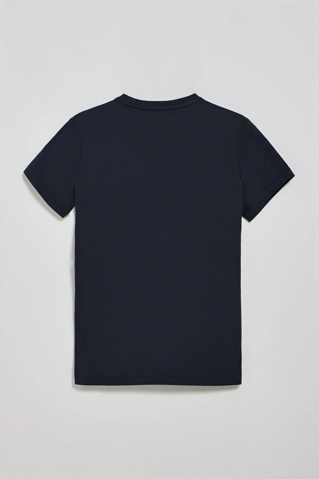 Camiseta azul marino de cuello redondo con bordado Rigby Go - Image 7
