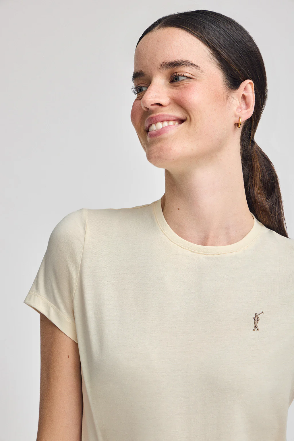 Camiseta color crudo de cuello redondo con bordado Rigby Go - Image 3