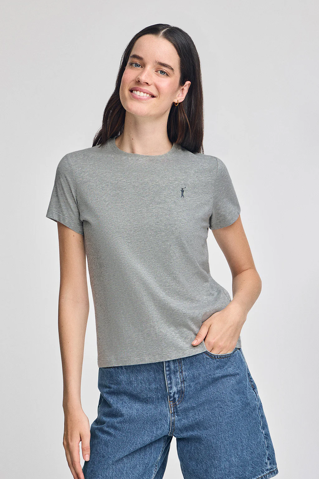 Camiseta gris vigoré de cuello redondo con bordado Rigby Go
