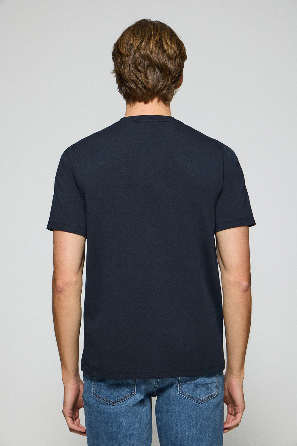 Camiseta azul marino de cuello redondo con logotipo engomado Polo Club - Image 5
