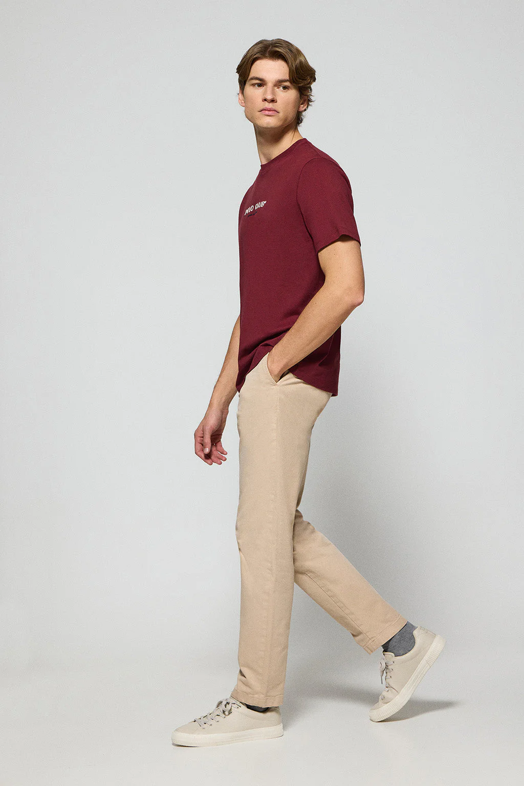 Camiseta granate de cuello redondo con logotipo engomado Polo Club - Image 4