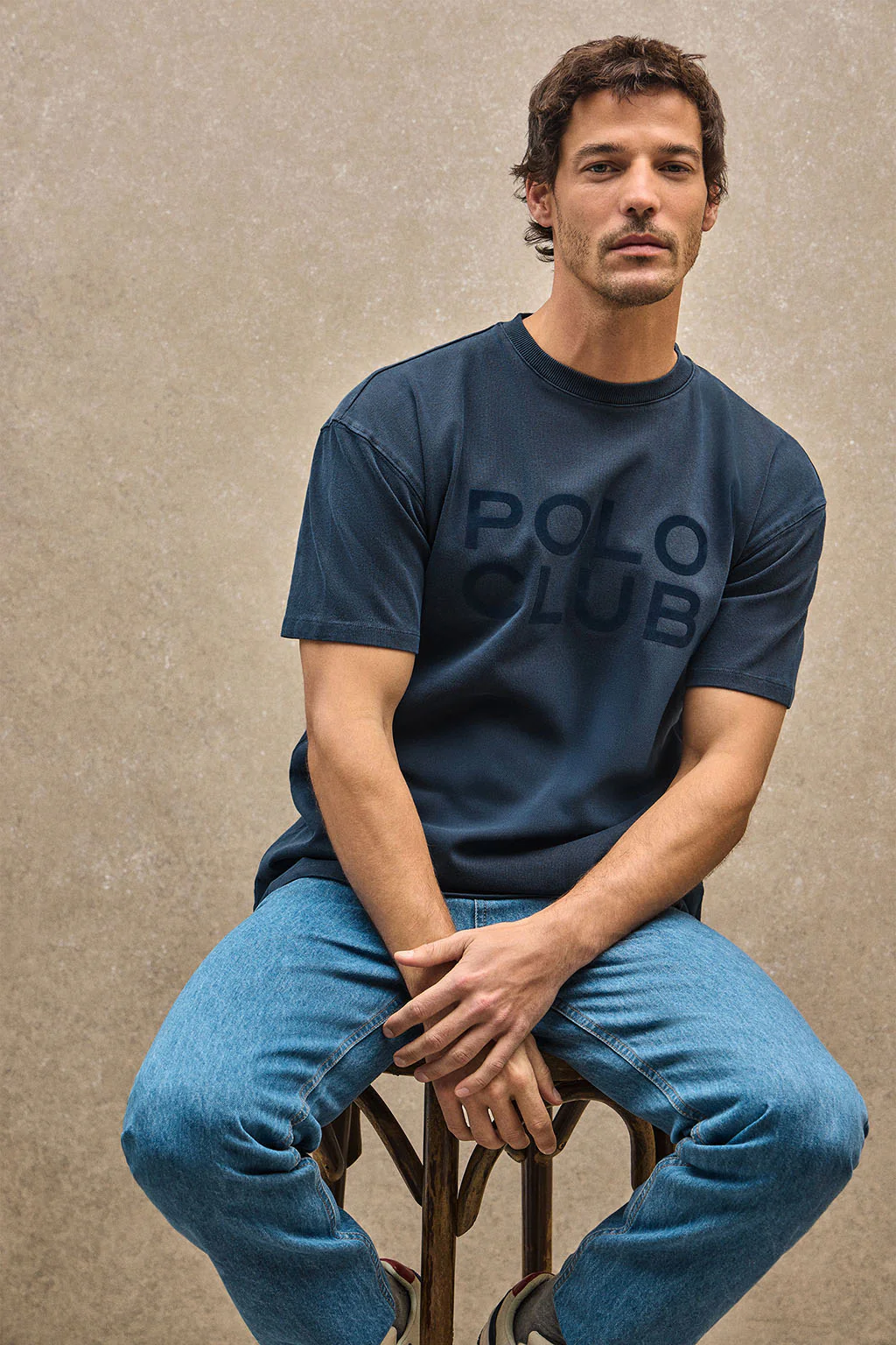 Camiseta Tarak azul marino con logo Polo Club