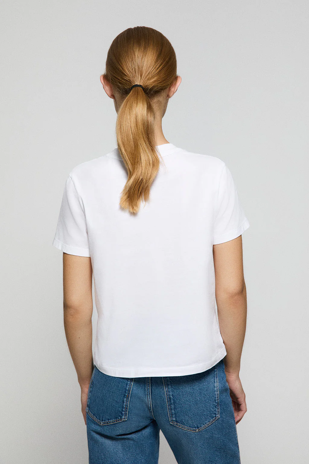 Camiseta Tori boxy fit blanca con print engomado Regular Block Polo Club - Image 5