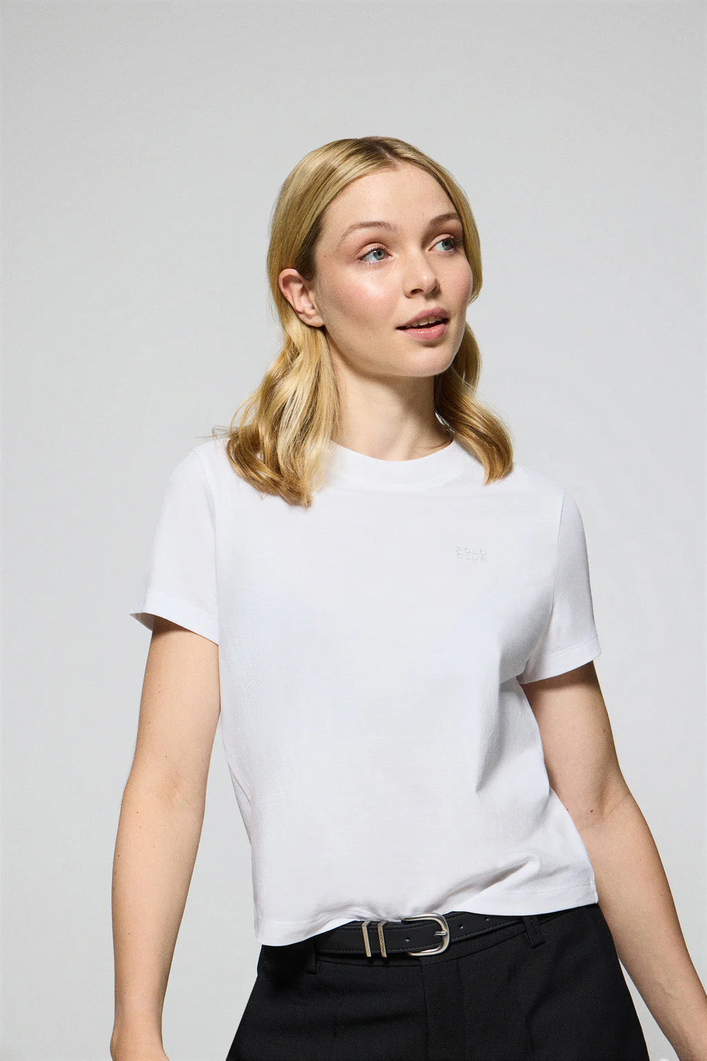 Camiseta Tori blanca con print engomado Polo Club - Image 2