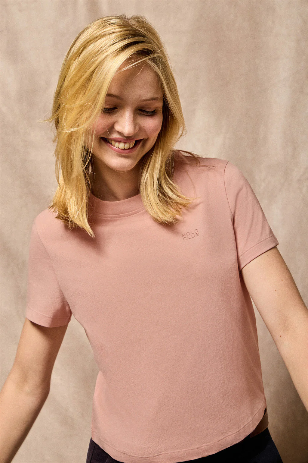 Camiseta Tori rosa palo con print engomado Polo Club
